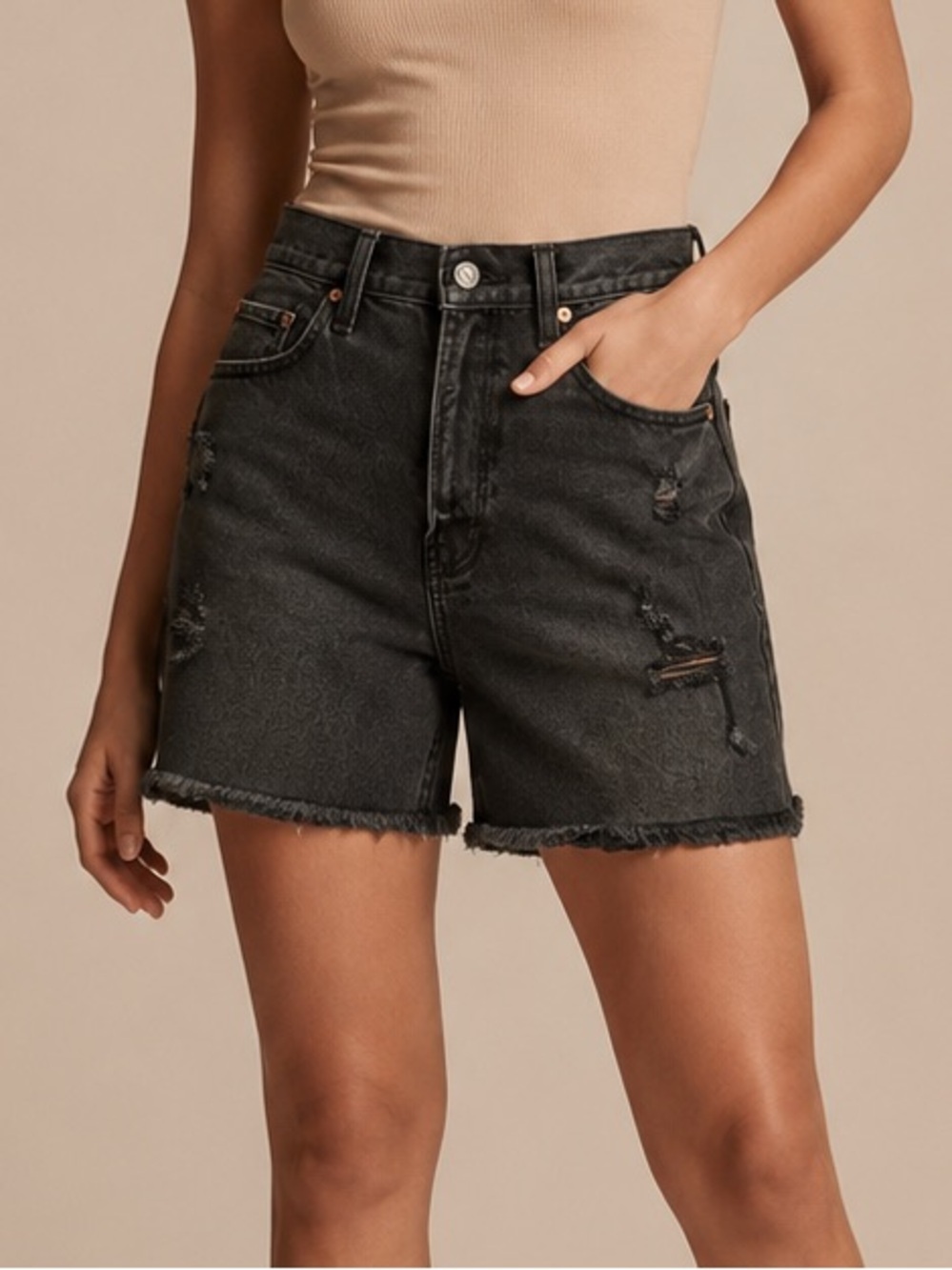 Hollister Vintage Loose Black Distressed Denim Shorts Size 34 High Rise Festival